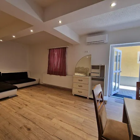 Triple Serenity Apartment *